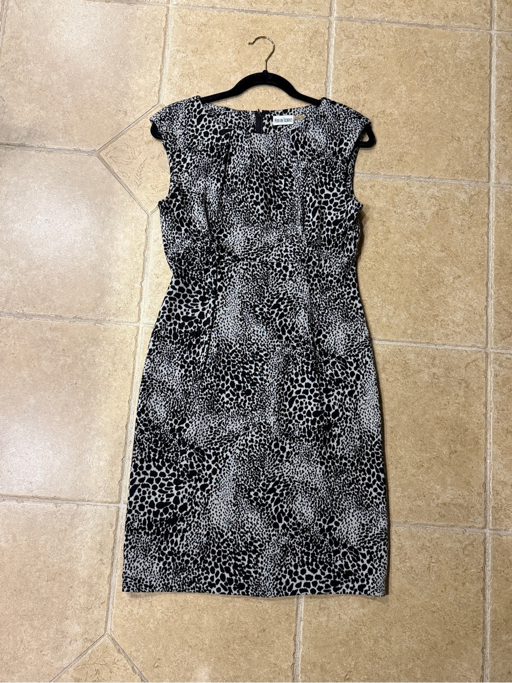 Black and white patterned dress